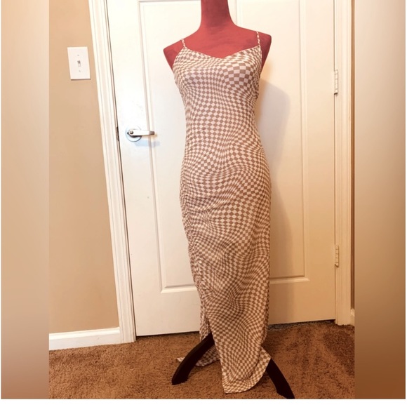 NWT SPAGHETTI STRAP RUCHED MAXI DRESS - Picture 11 of 12